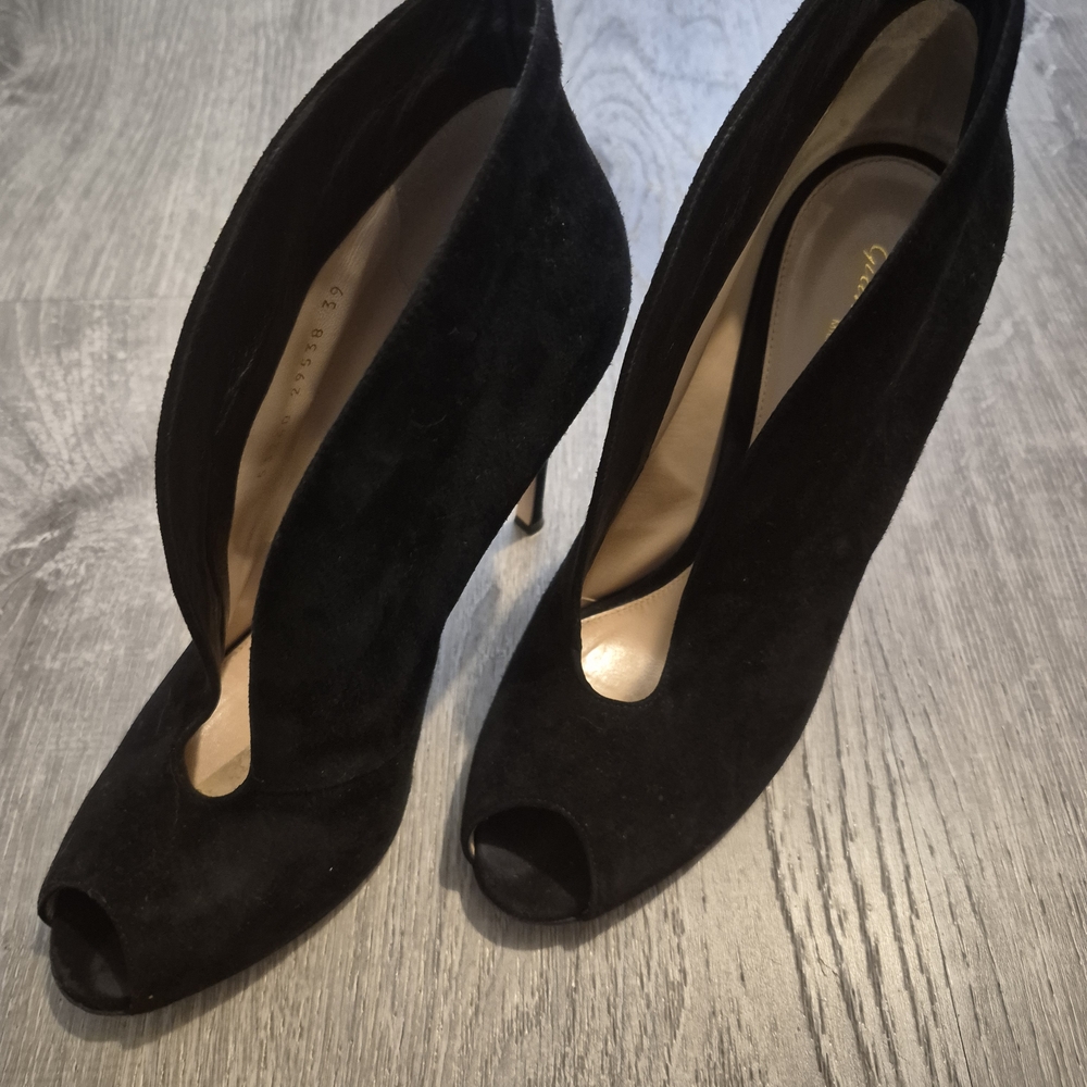 Gianvito Rossi Black Suede Peep-Toe Booties Size 39 EU / 9 US – Made in Italy